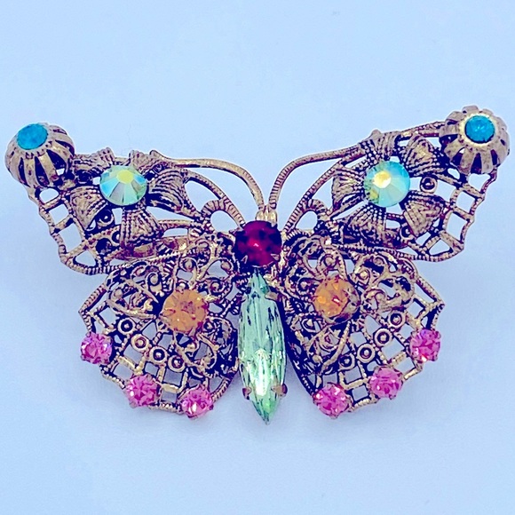 Vintage Brass Filigree And Rhinestone Butterfly Brooch Circa 40’s -60’s - Picture 1 of 7